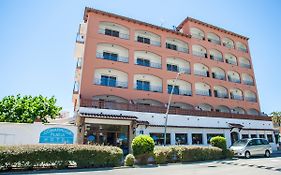 Hotel Comarruga Platja  3*